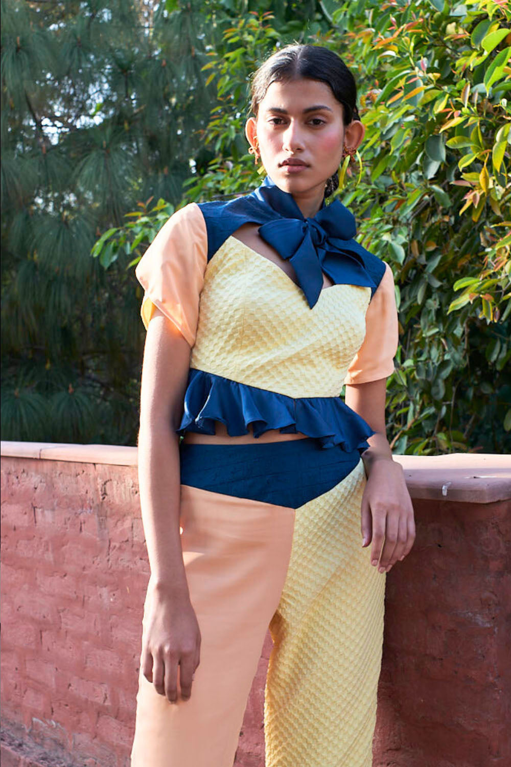 GINGHAM DOBBY SAILOR TIE-UP BLOUSE | Roze2.11